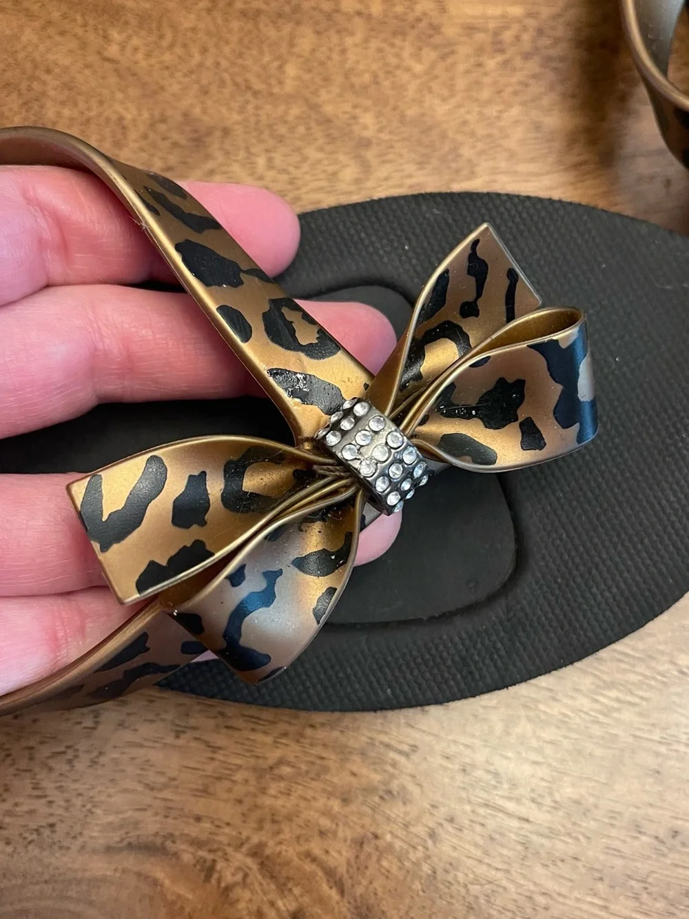 Girls sugarfoot Black and Bronze Leopard Bow Sandals with Rhinestone Accent